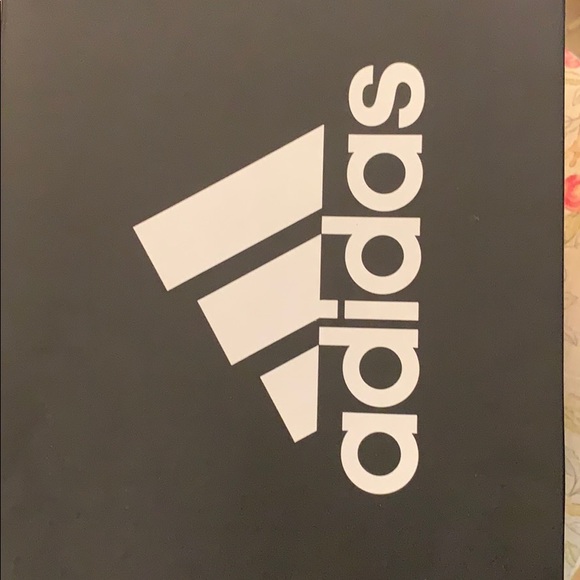 Adidas Baseball Cleats - Picture 2 of 3